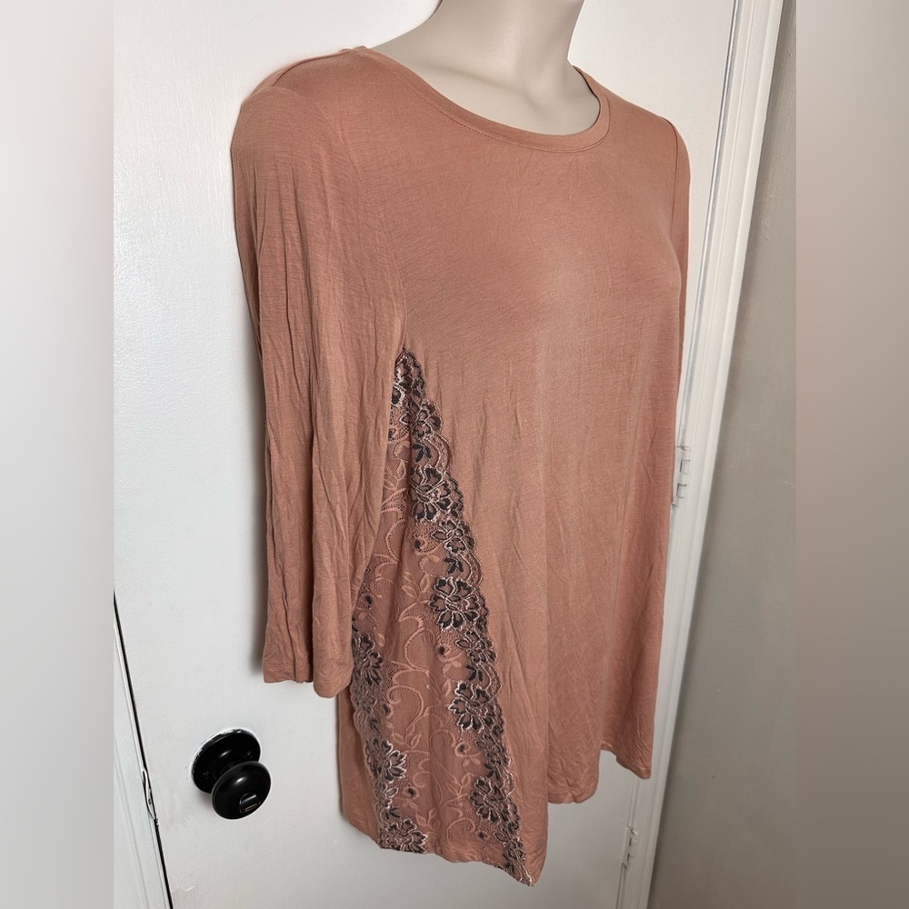 LOGO Peach long sleeve round neck soft and slightly sheer top Size XL #1617 - Picture 2 of 7